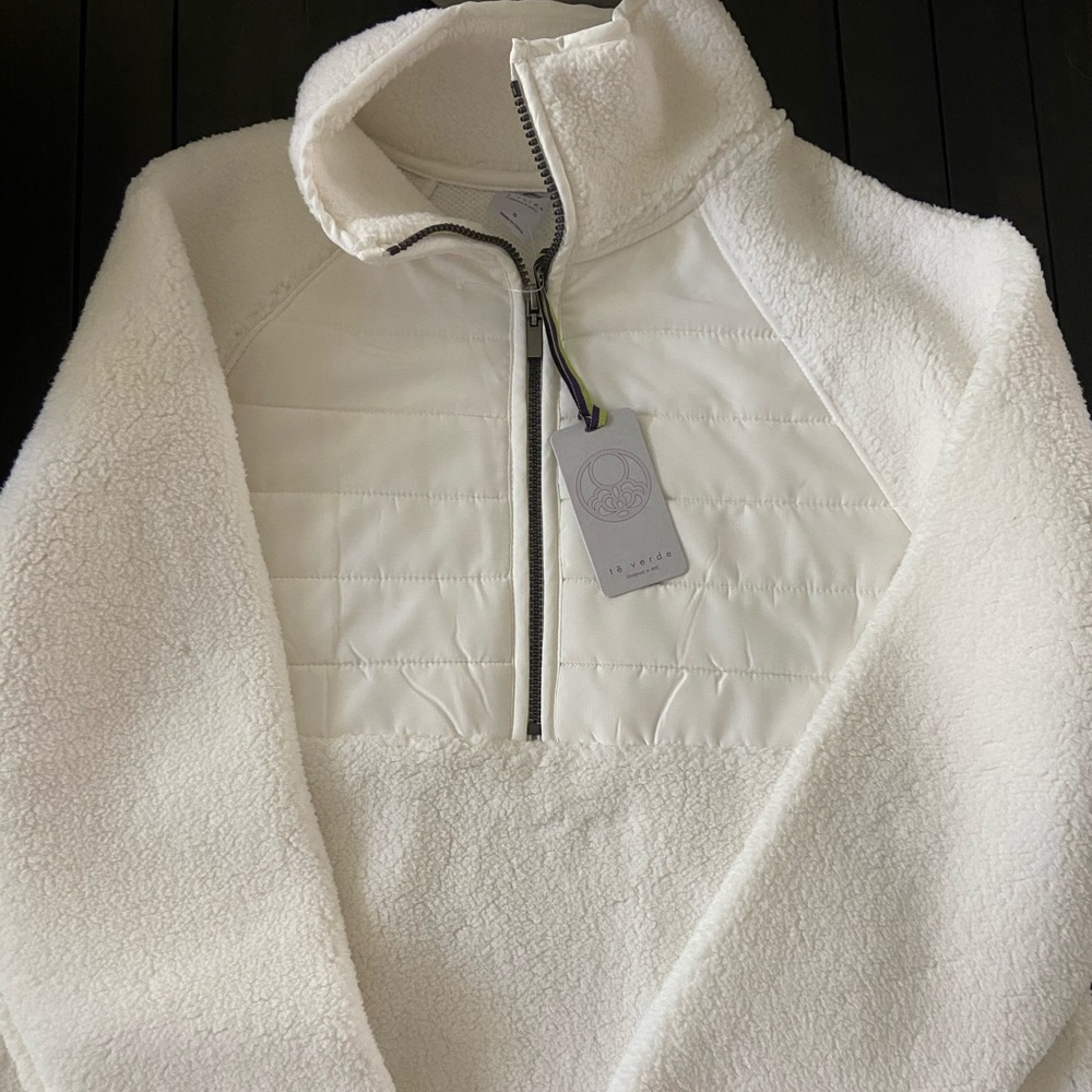 Quart zip faux fur pullover